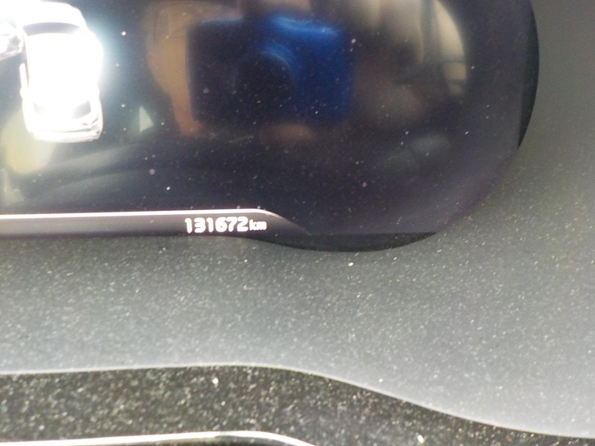 T9