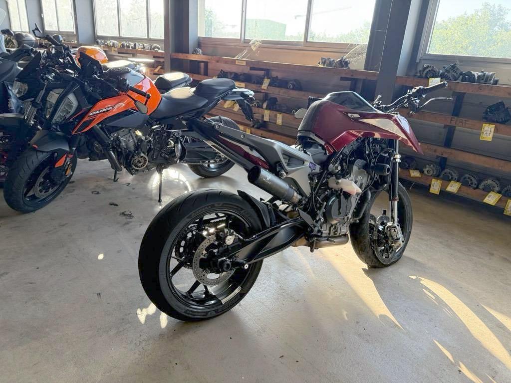 T3