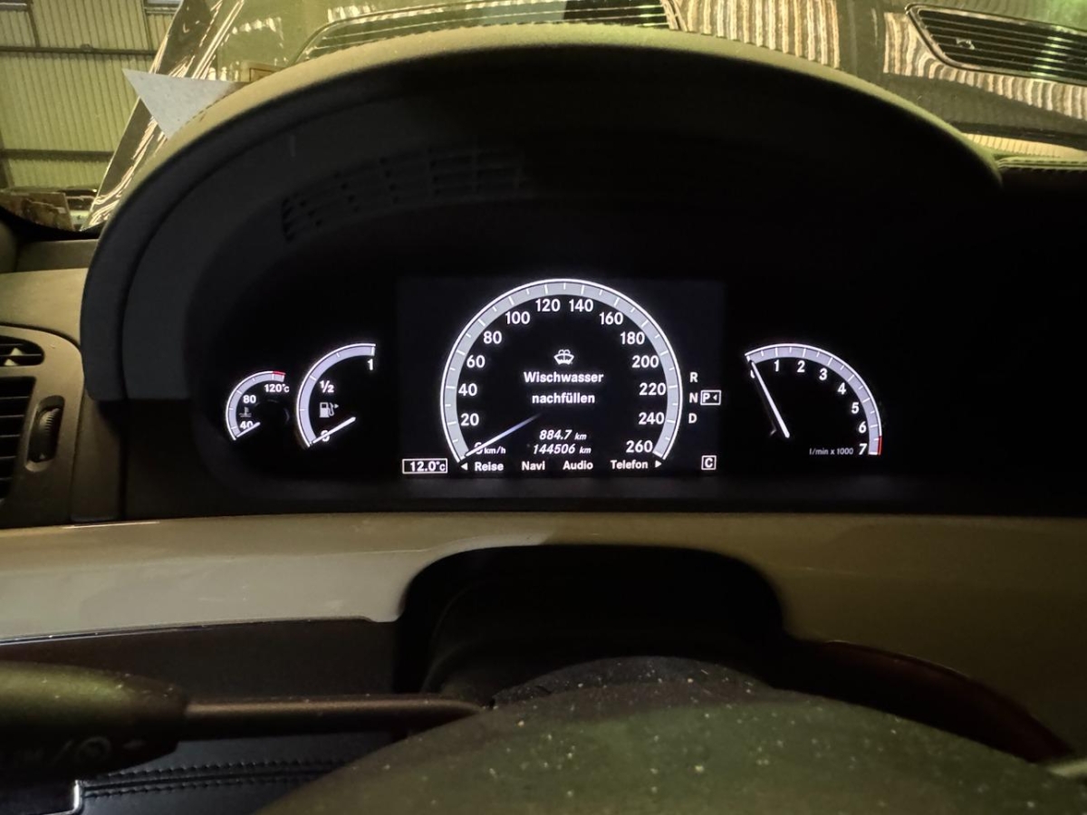 T8
