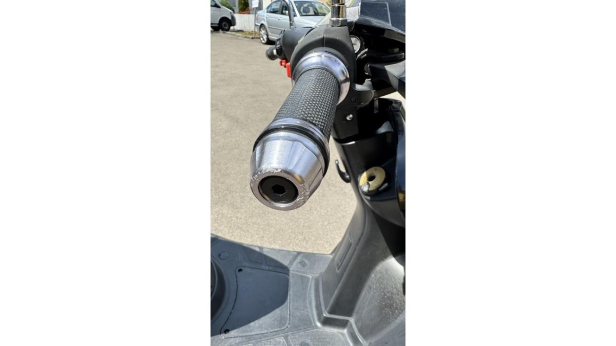 T11