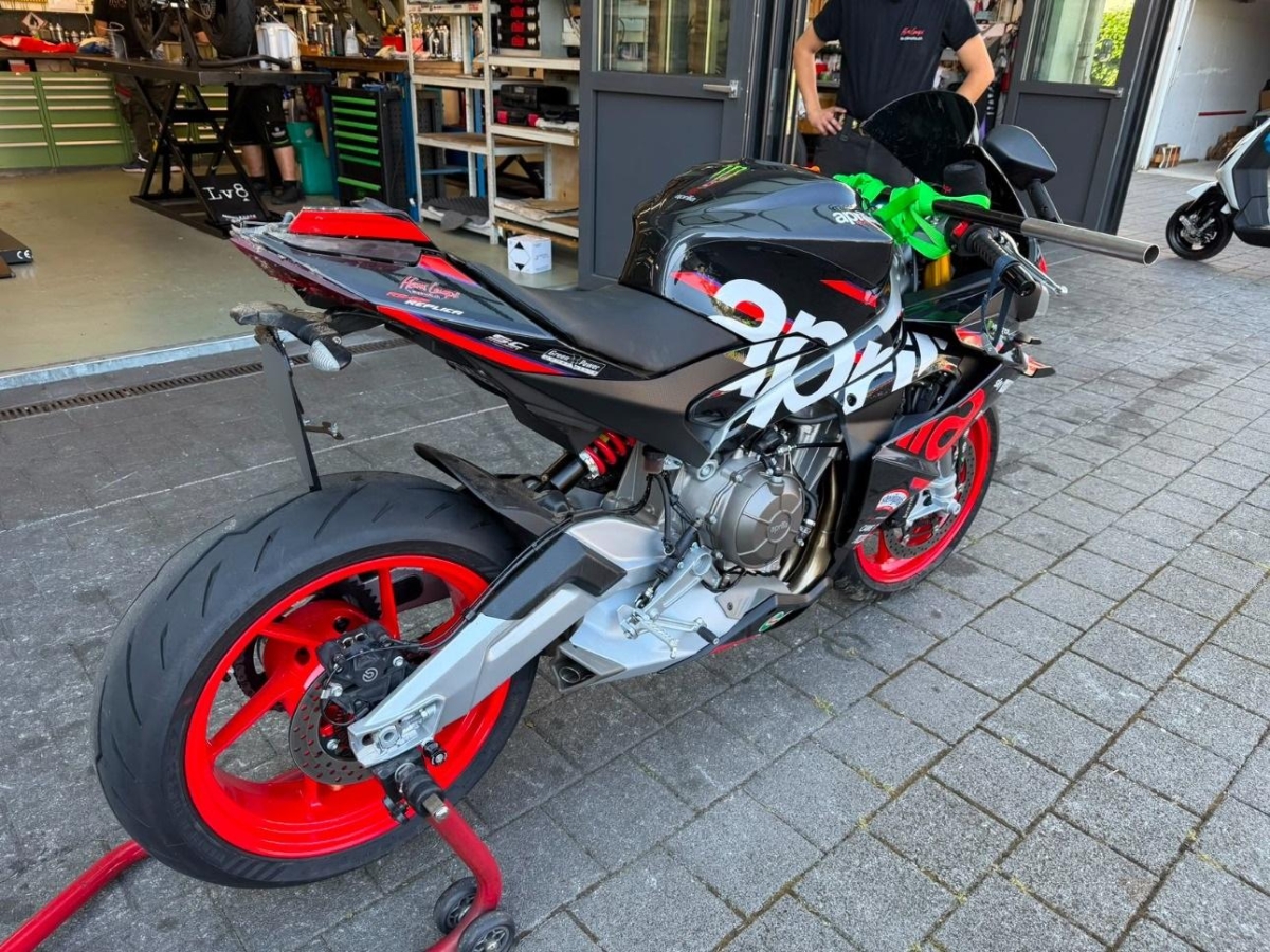 T4