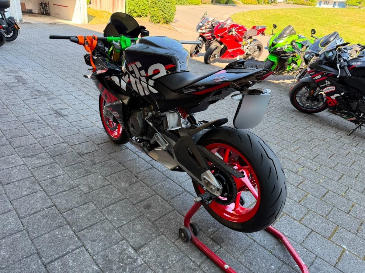 T6