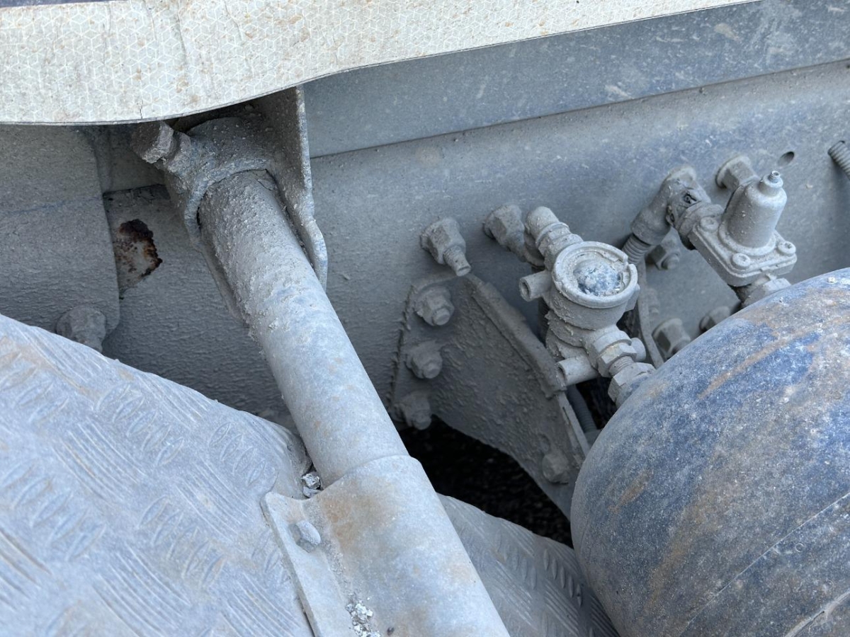 T16