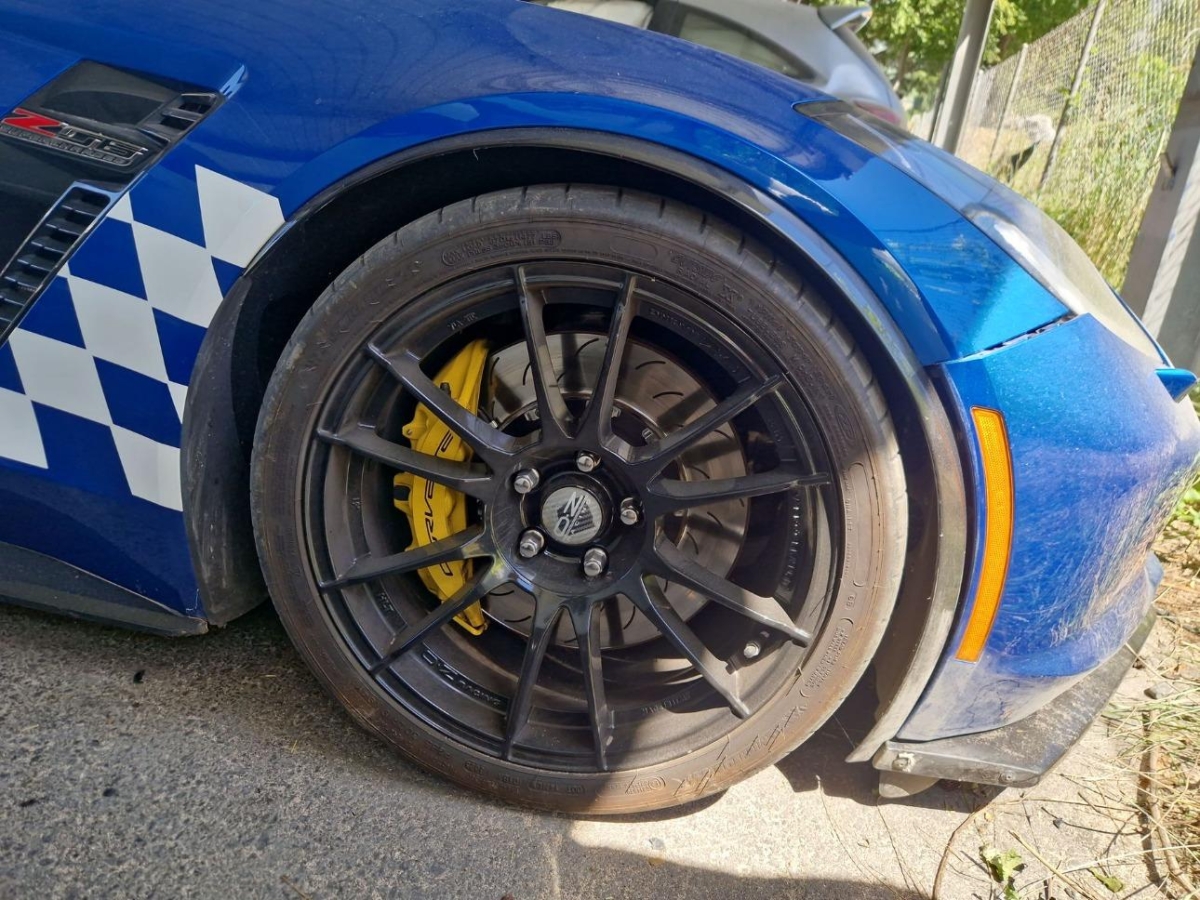 T18