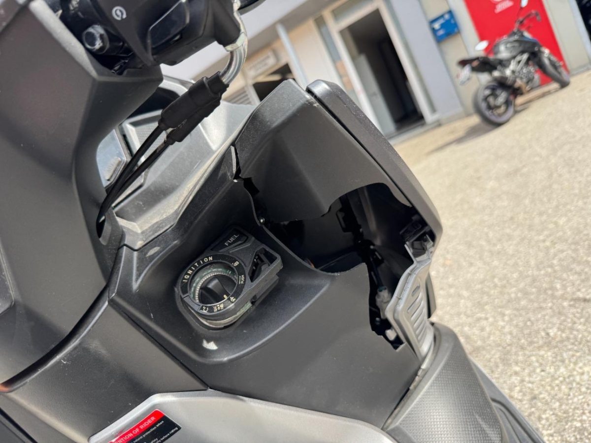 T10