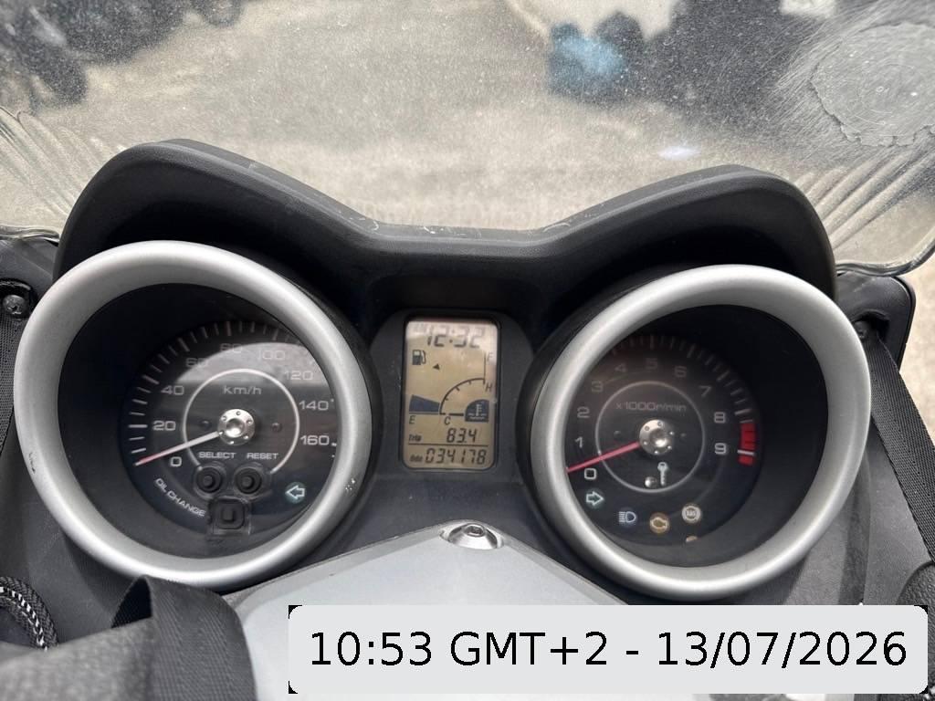 T9