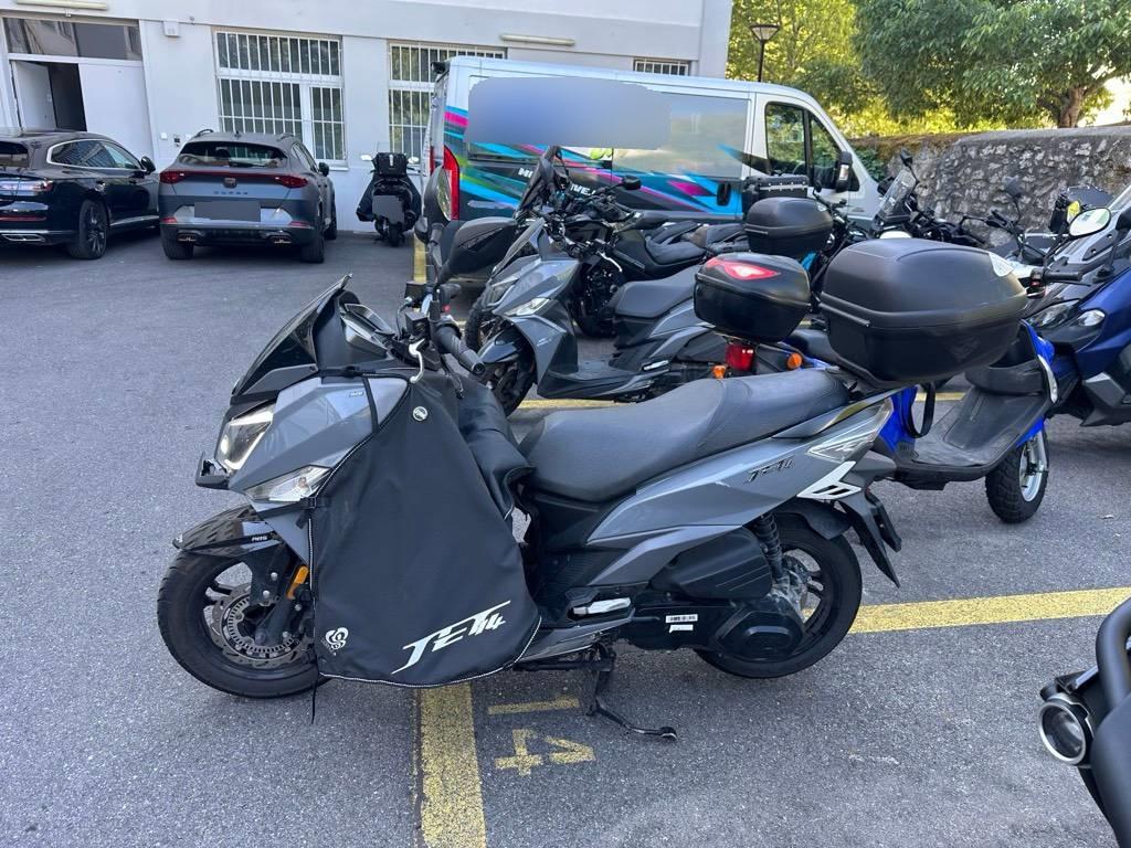 T8