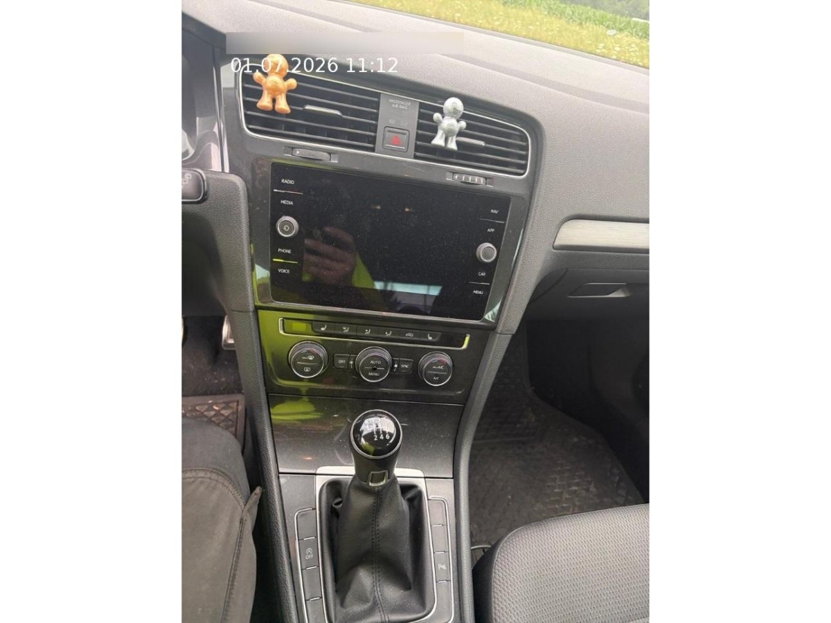 T10