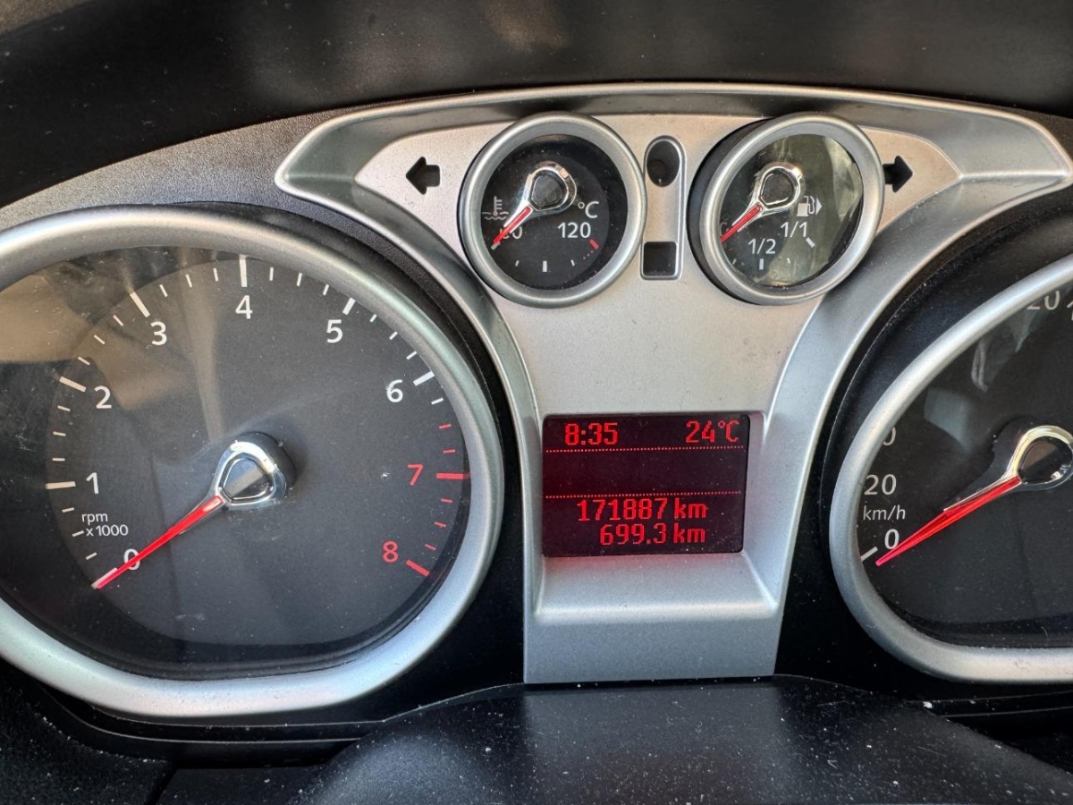 T8