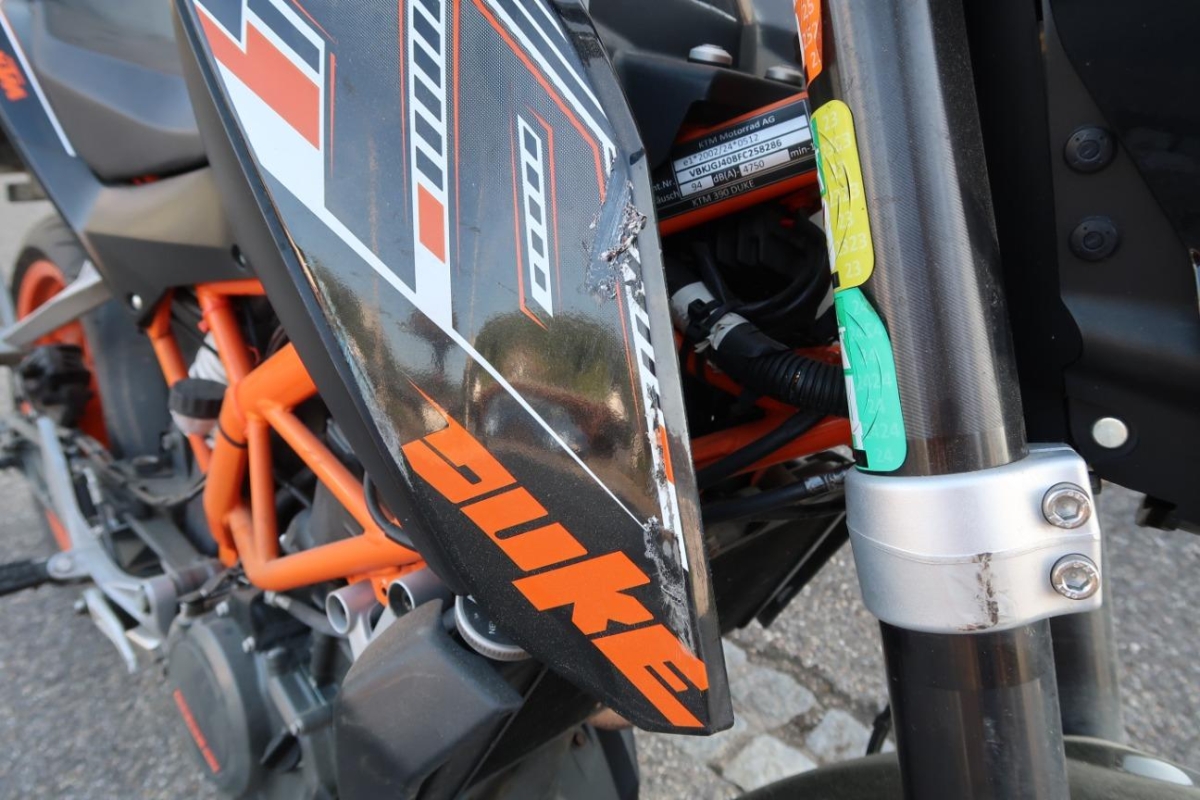 T12