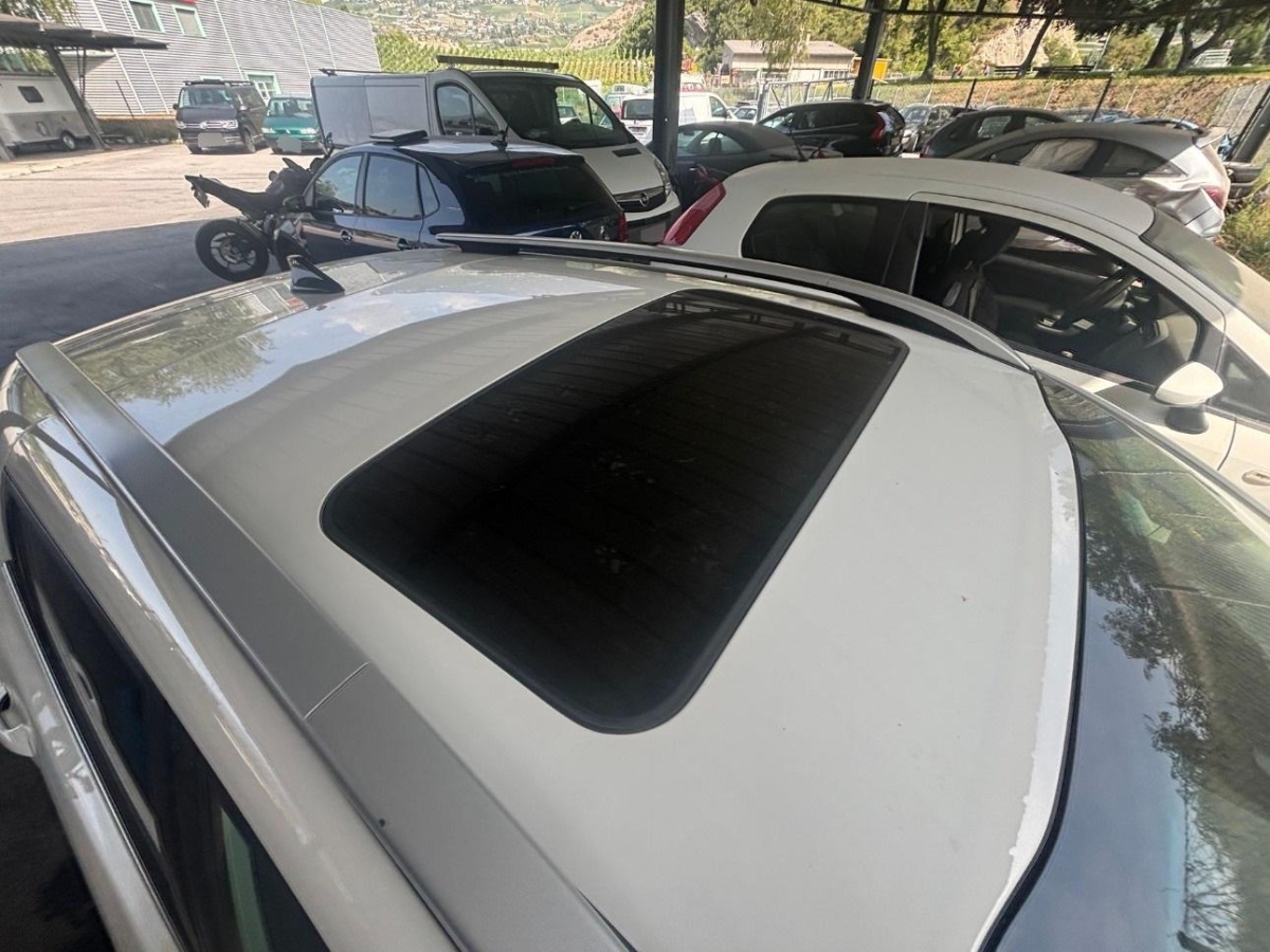 T12