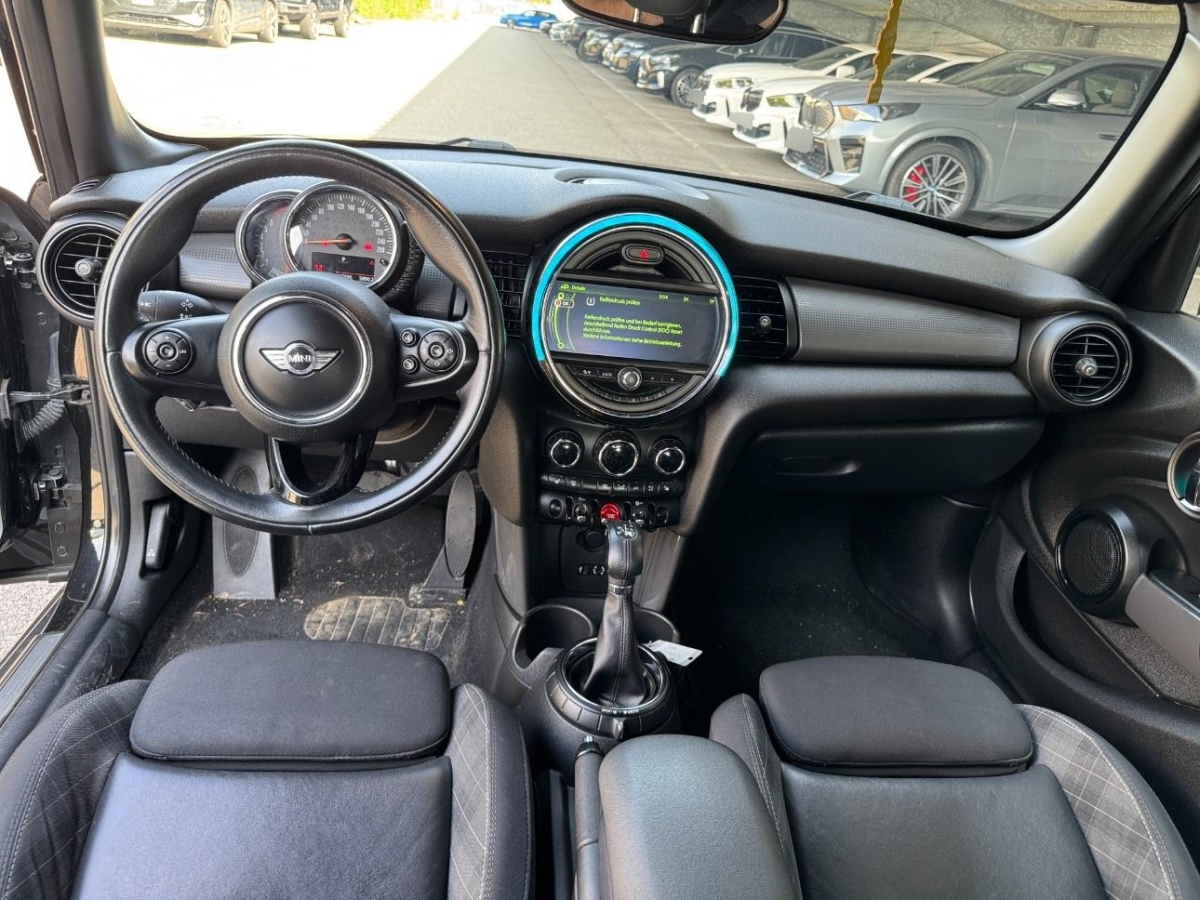 T7