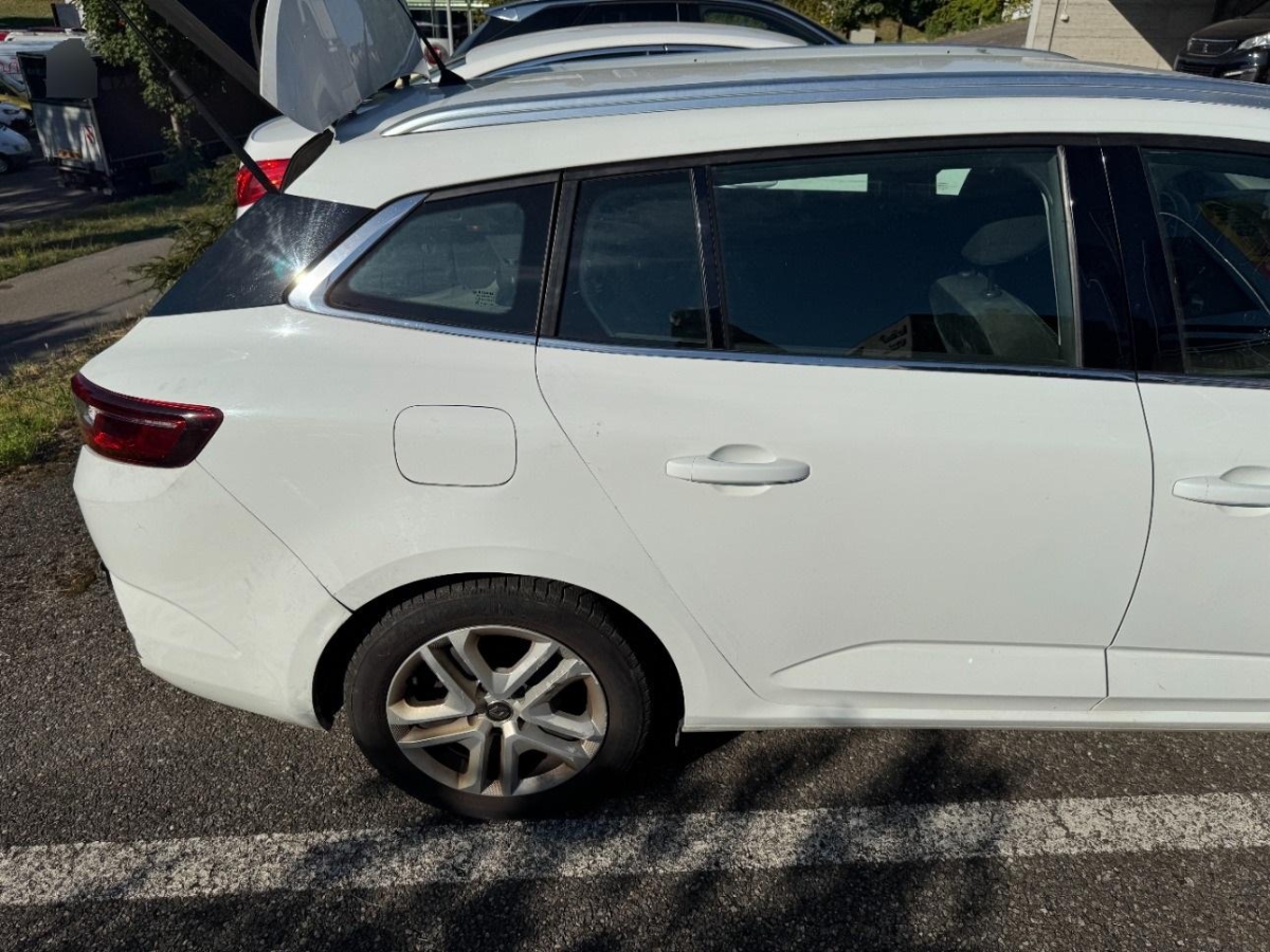 T16