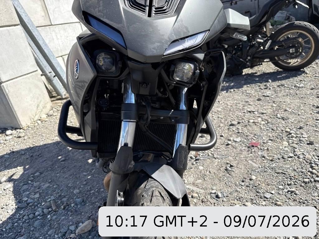 T8