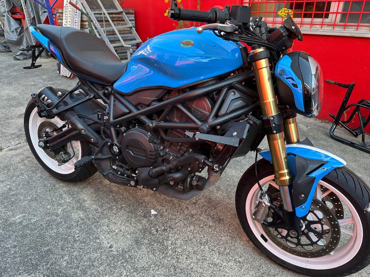 T11