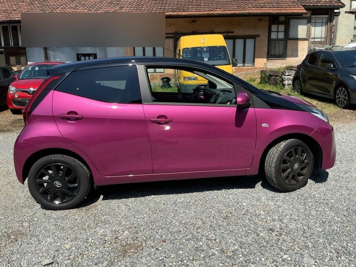 T7