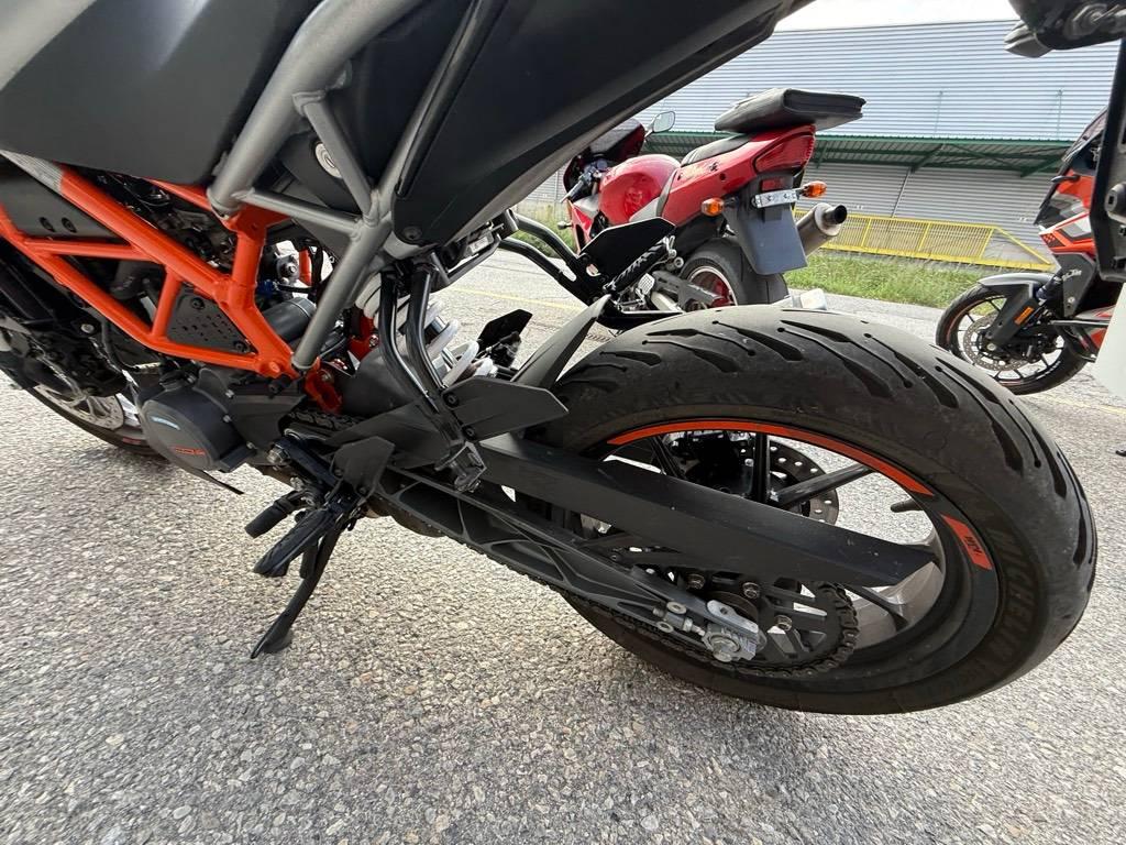 T13
