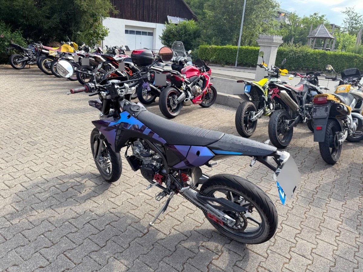 T1