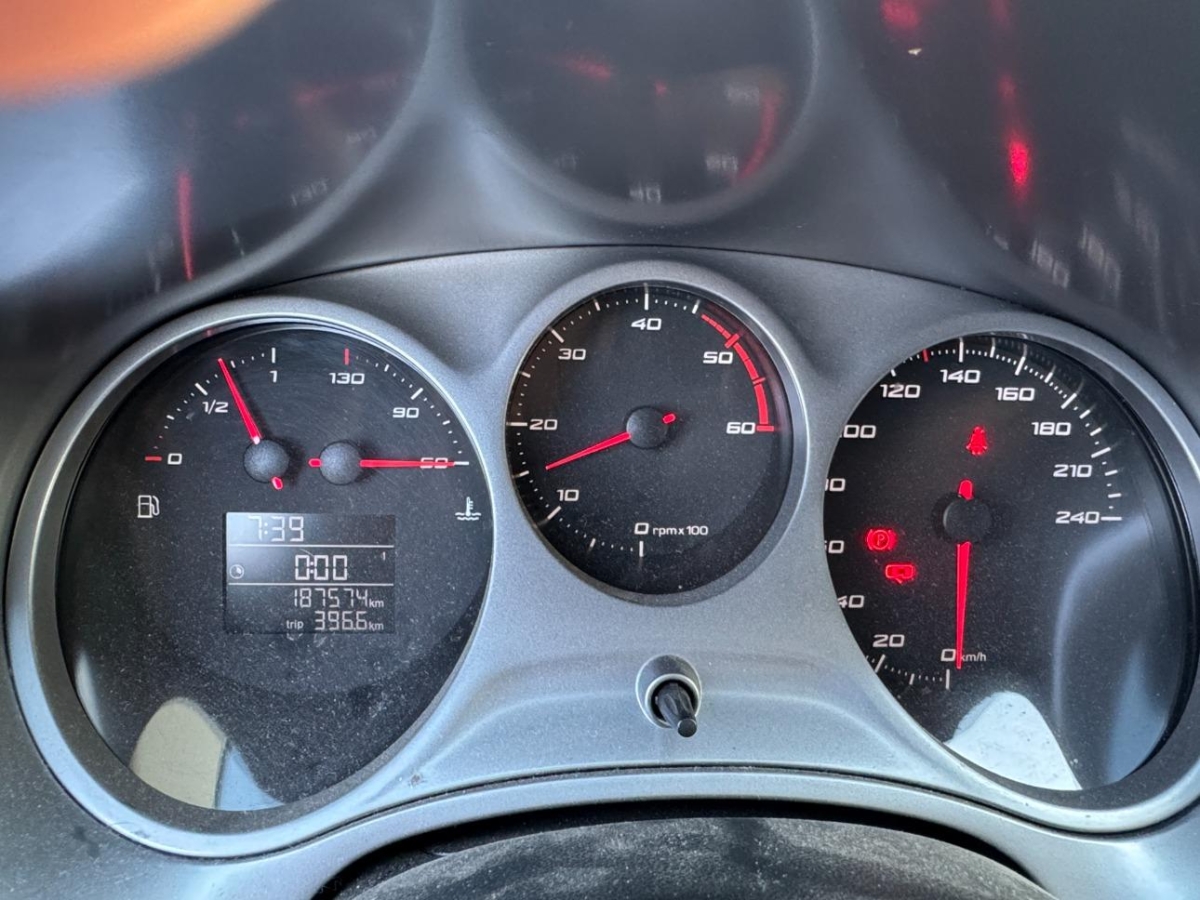 T8