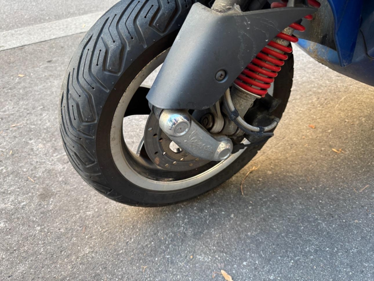 T18