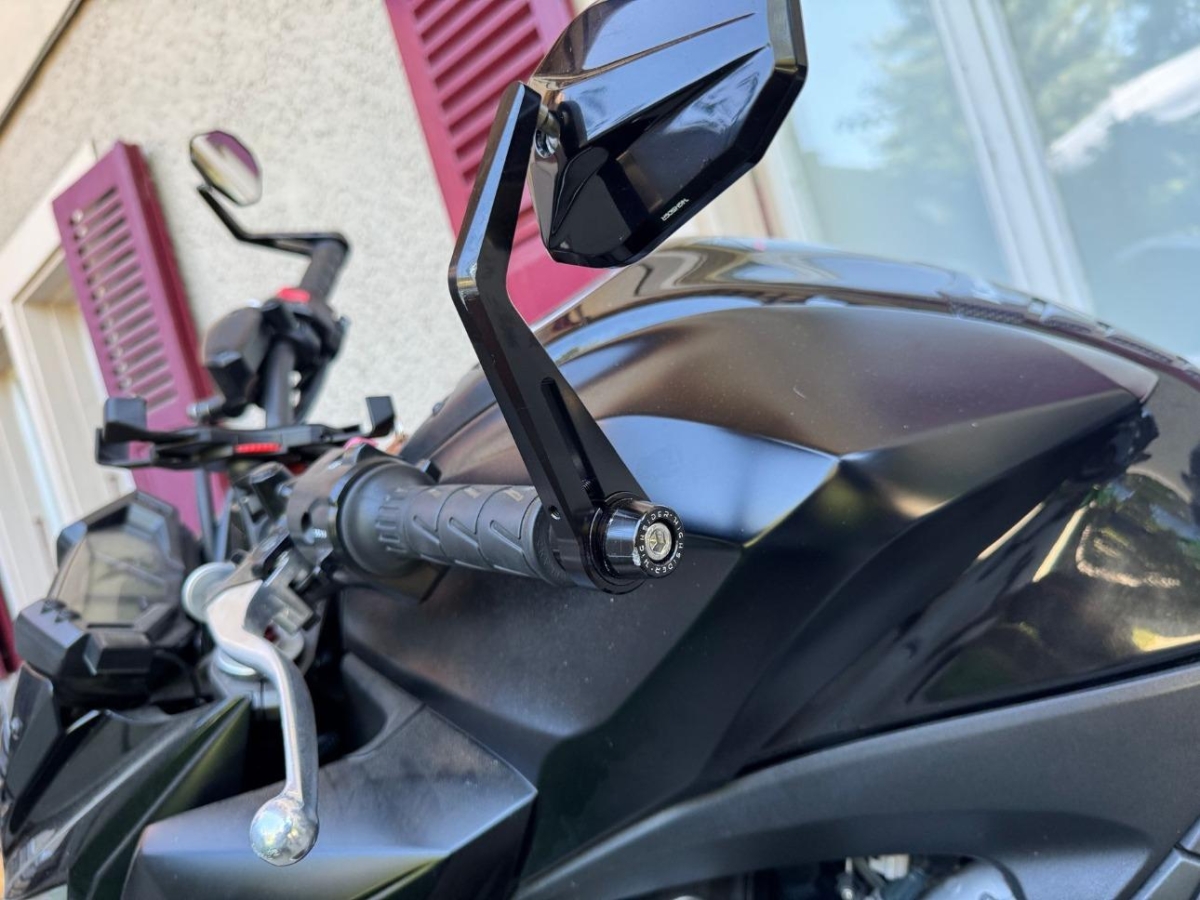 T7