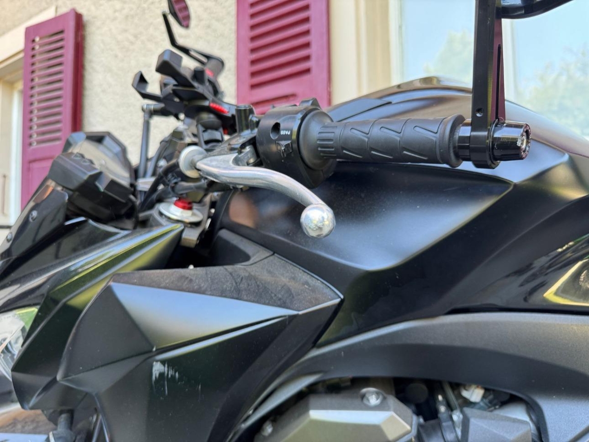 T8