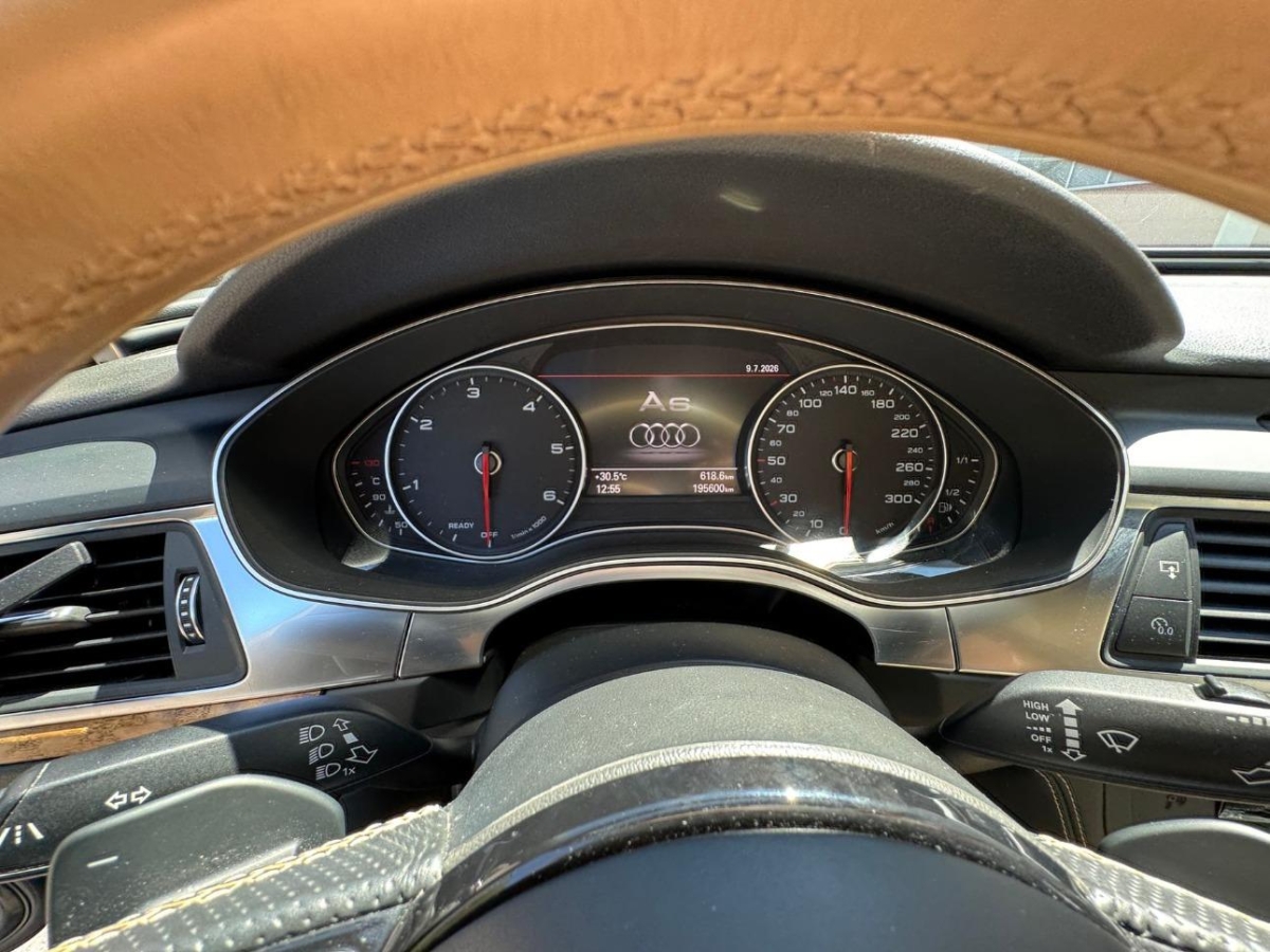 T7
