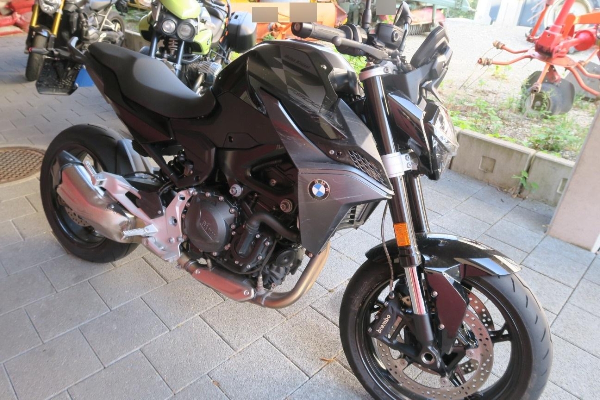 T3