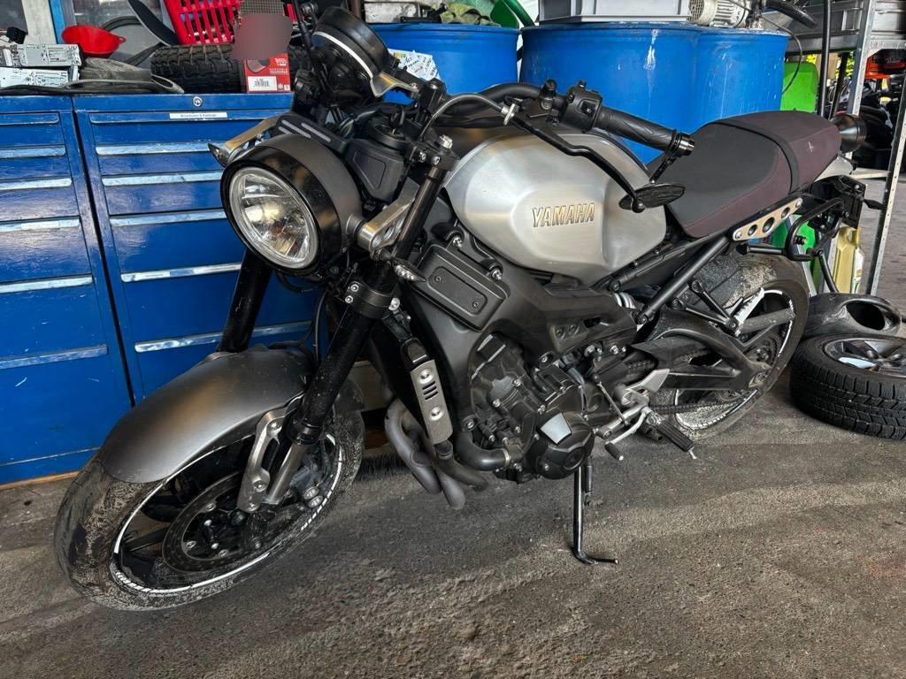 T7