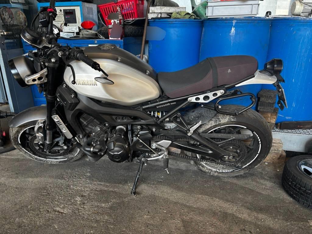 T8