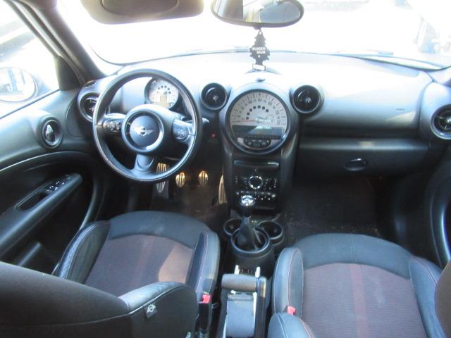 T9
