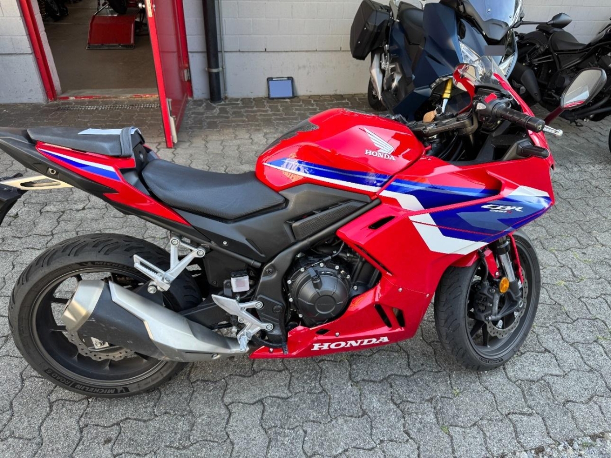 T3
