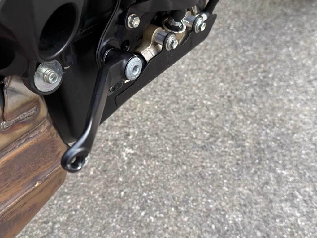 T12