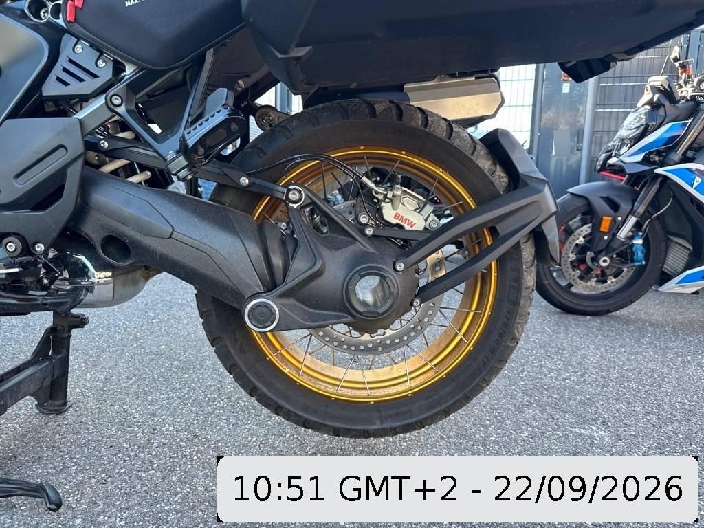 T18