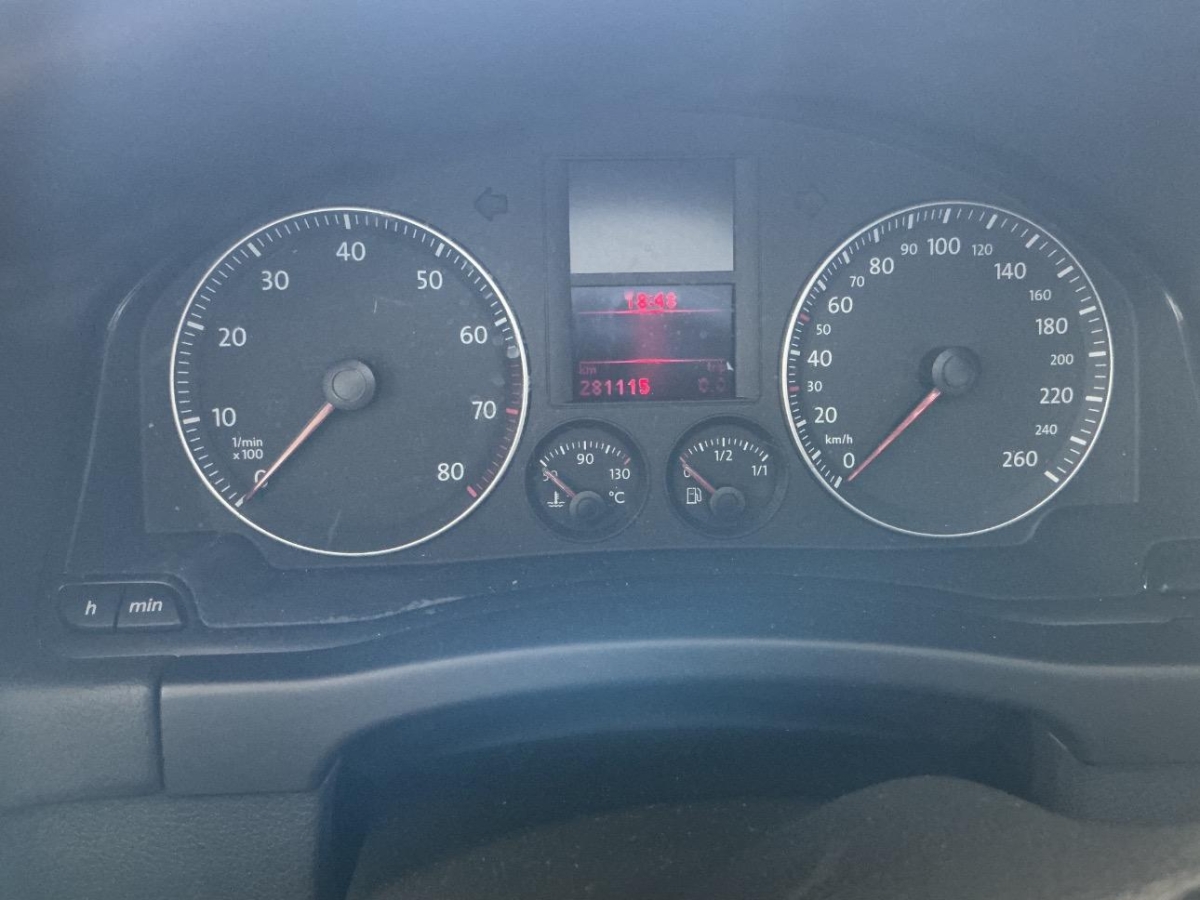 T8