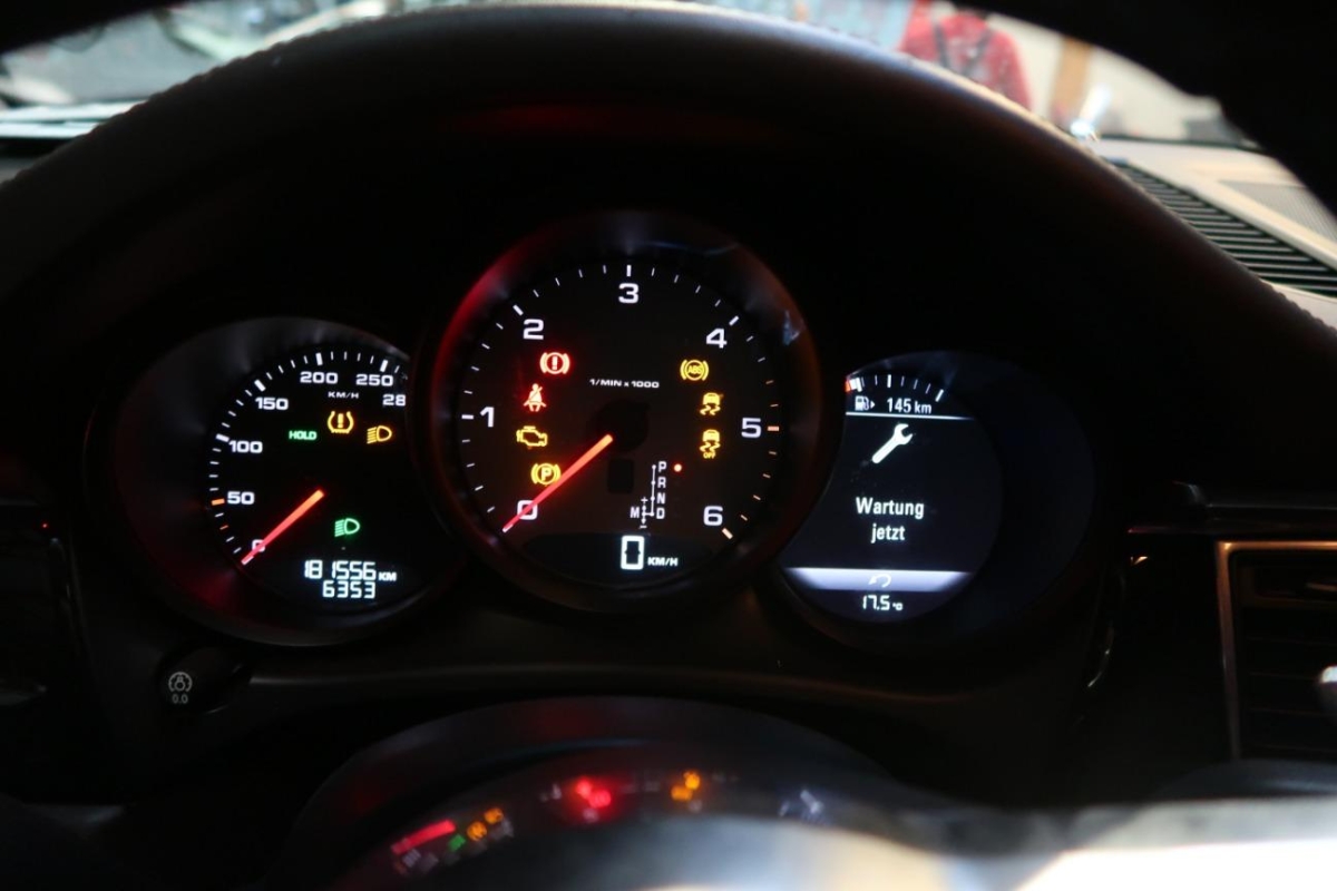 T8